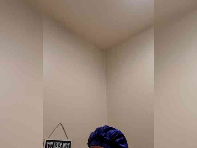 QueenAnitaDix webcam