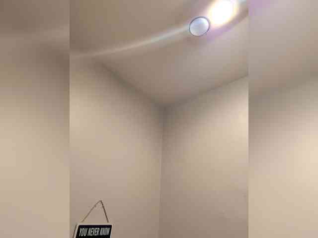 QueenAnitaDix webcam
