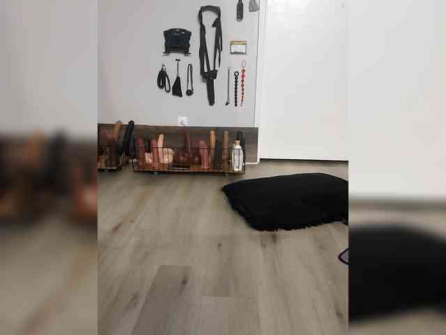 QueenAnitaDix webcam