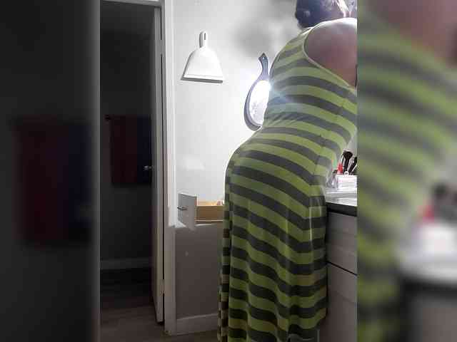 QueenAnitaDix webcam