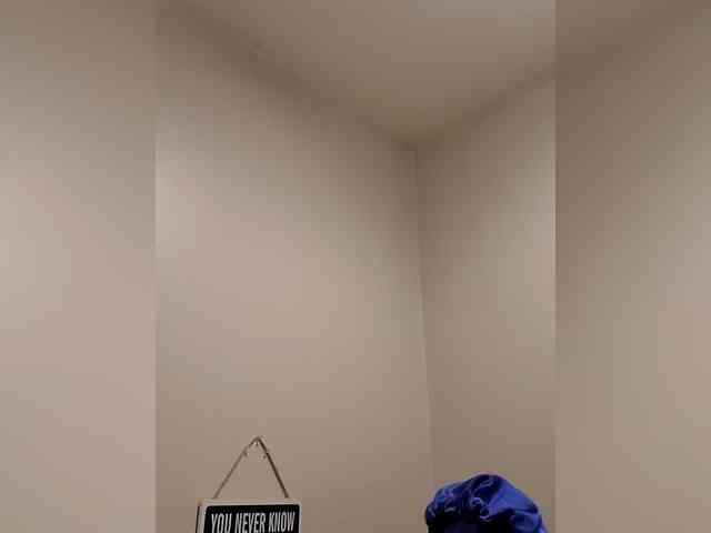 QueenAnitaDix webcam