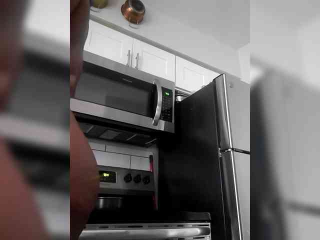 QueenAnitaDix webcam