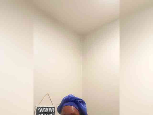QueenAnitaDix