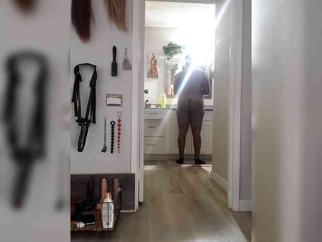 QueenAnitaDix webcam