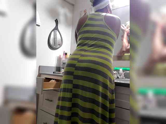 QueenAnitaDix