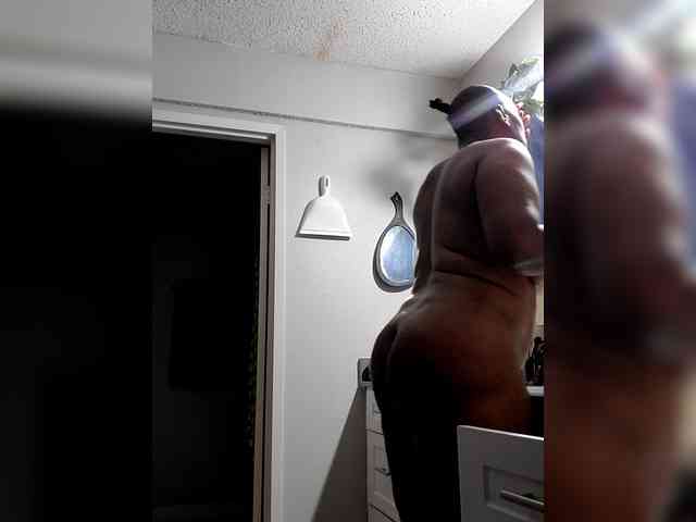 QueenAnitaDix