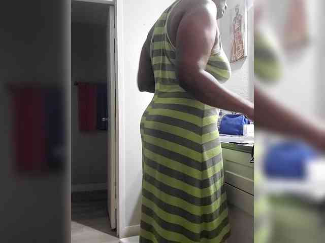 QueenAnitaDix