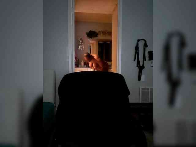 QueenAnitaDix webcam