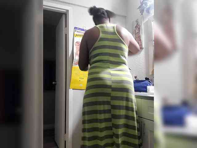 QueenAnitaDix webcam