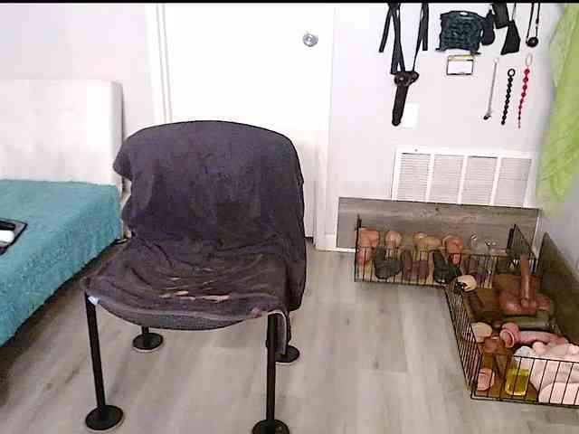 QueenAnitaDix webcam