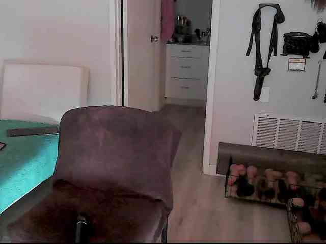 QueenAnitaDix webcam