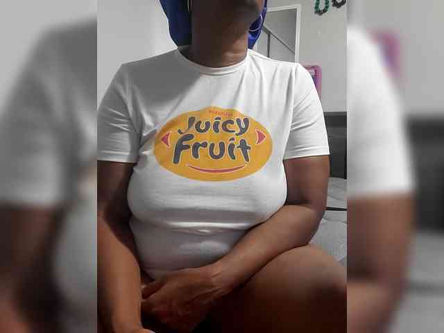 QueenAnitaDix
