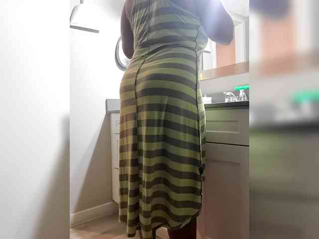QueenAnitaDix webcam