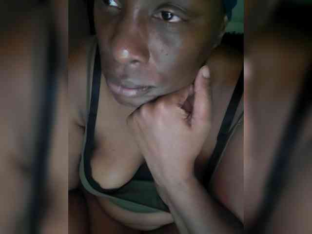 QueenAnitaDix