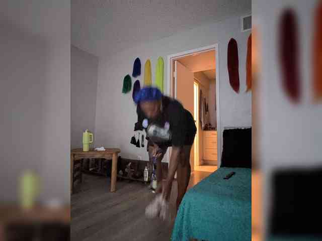 QueenAnitaDix