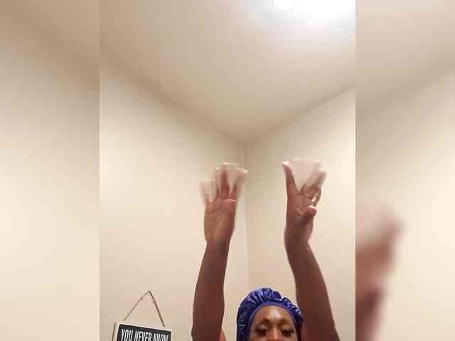 QueenAnitaDix