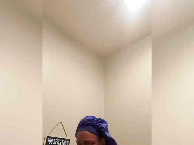 QueenAnitaDix webcam