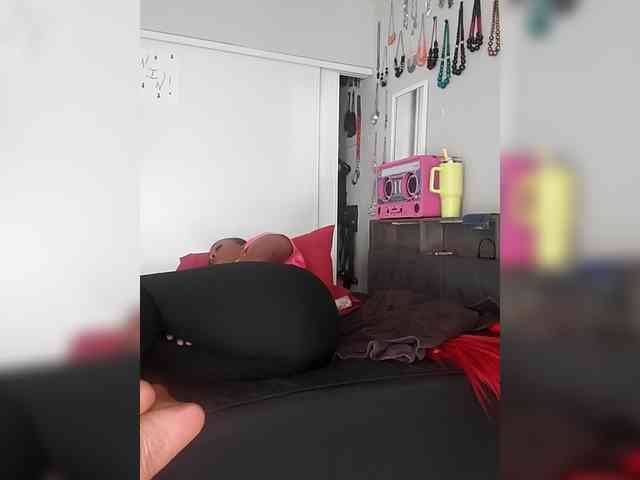 QueenAnitaDix webcam