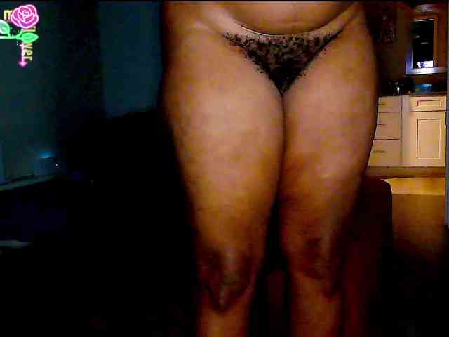 QueenAnitaDix webcam