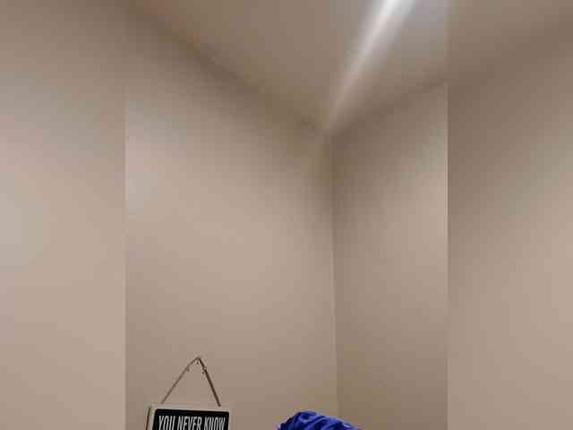 QueenAnitaDix webcam