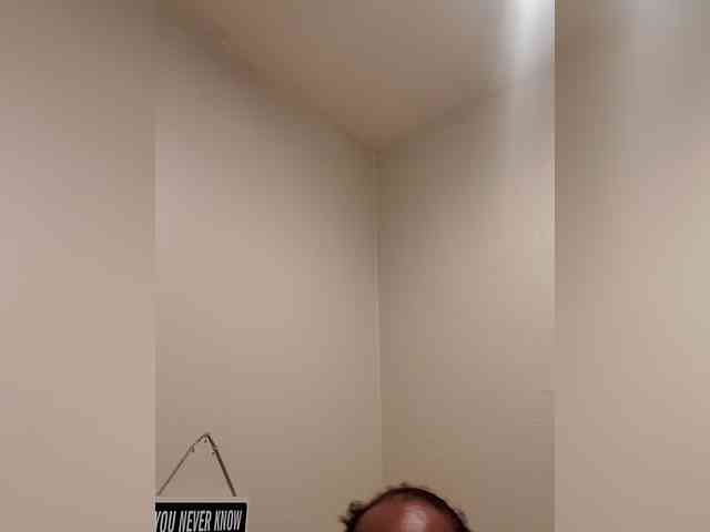 QueenAnitaDix webcam