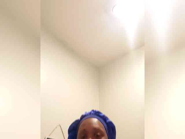 QueenAnitaDix webcam