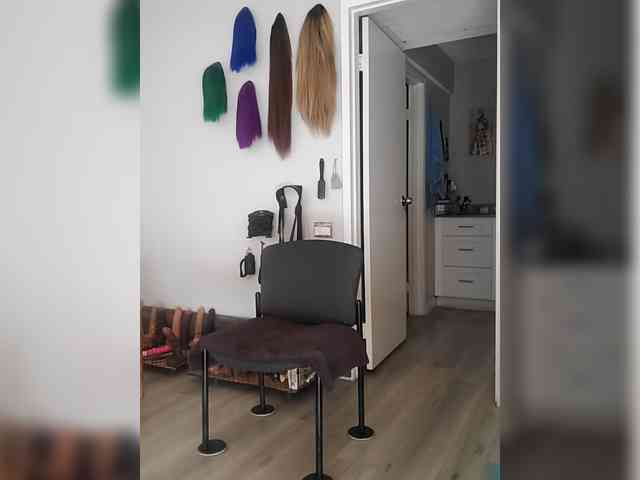 QueenAnitaDix webcam