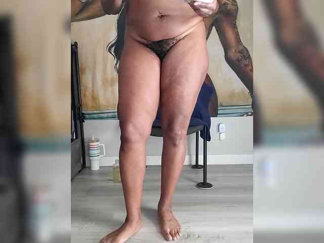 QueenAnitaDix