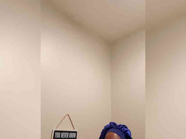 QueenAnitaDix