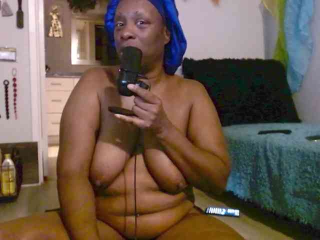 QueenAnitaDix QueenAnitaDix