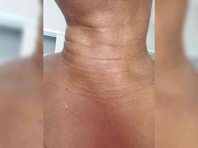 QueenAnitaDix webcam