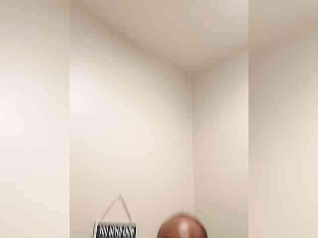 QueenAnitaDix webcam