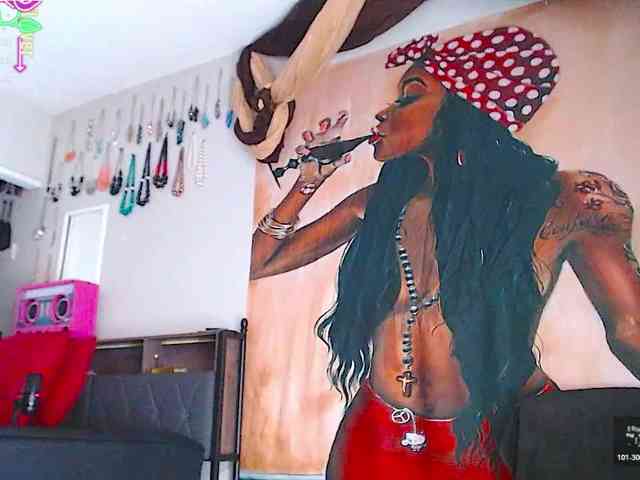 QueenAnitaDix webcam