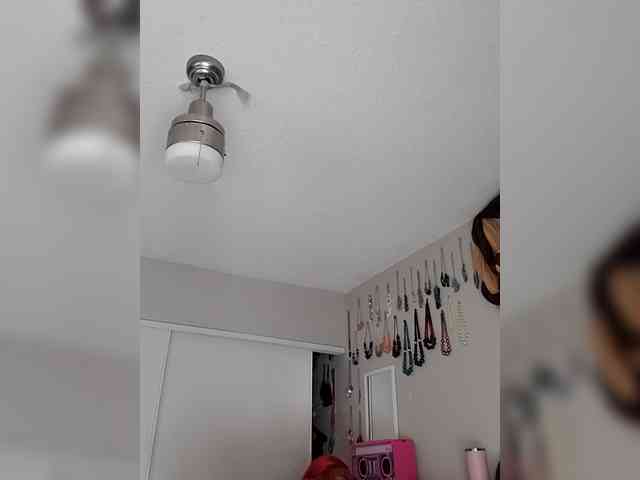 QueenAnitaDix webcam