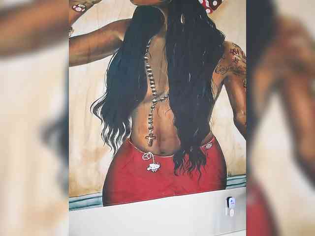 QueenAnitaDix webcam