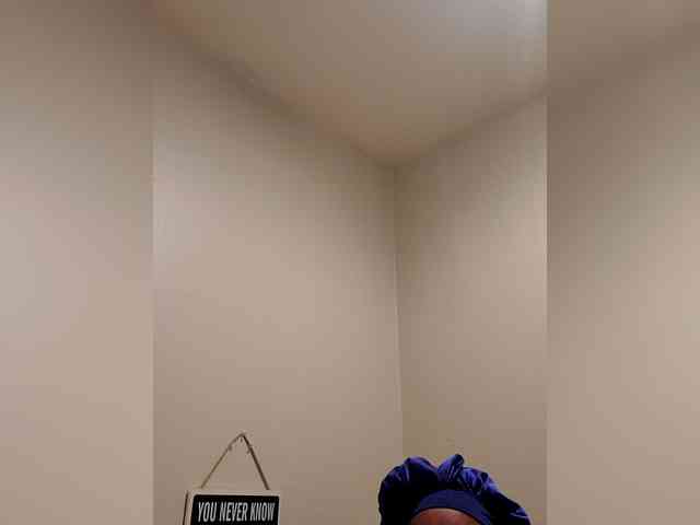 QueenAnitaDix webcam