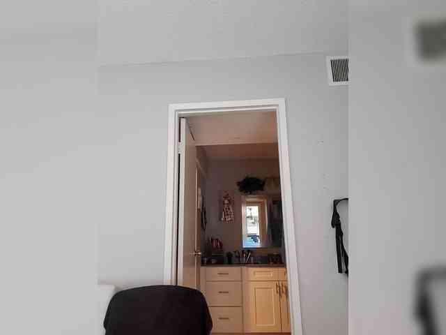 QueenAnitaDix webcam
