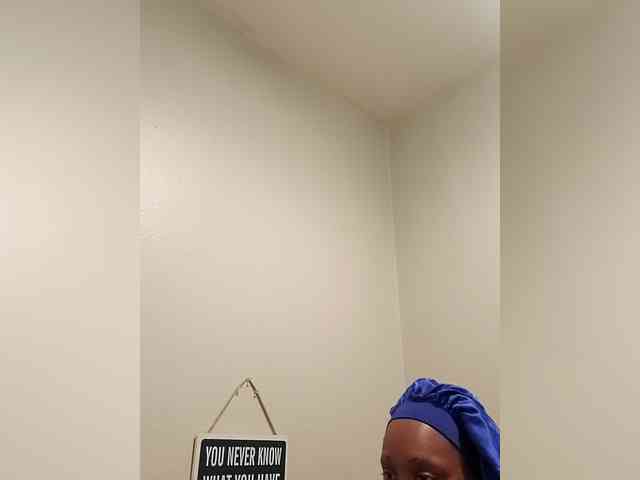 QueenAnitaDix webcam