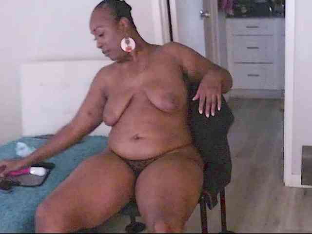 QueenAnitaDix webcam
