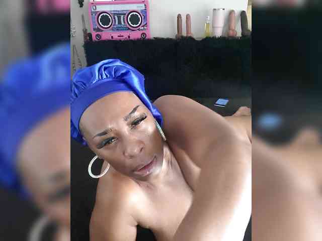 QueenAnitaDix