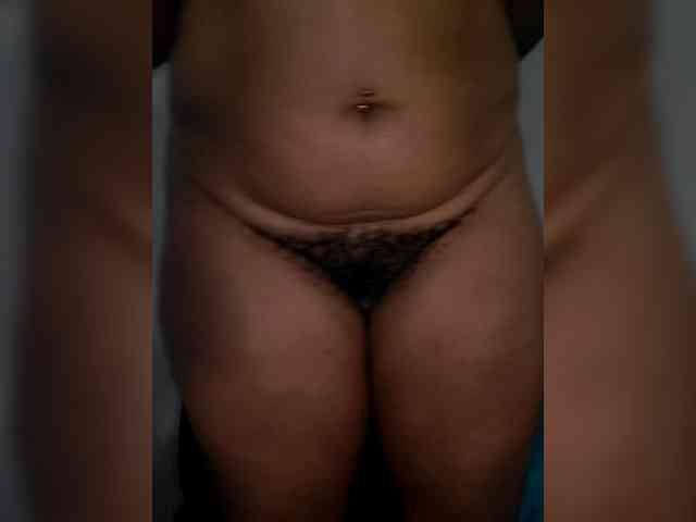 Model: Queenanitadix