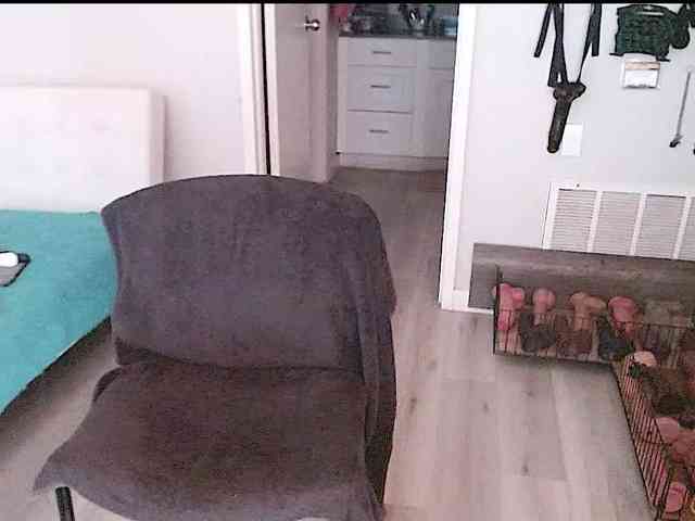 QueenAnitaDix webcam