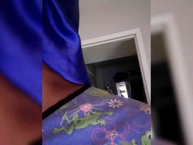 QueenAnitaDix webcam