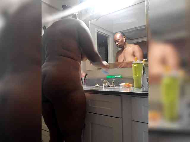 QueenAnitaDix webcam