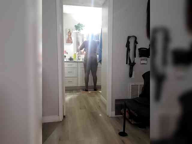QueenAnitaDix webcam
