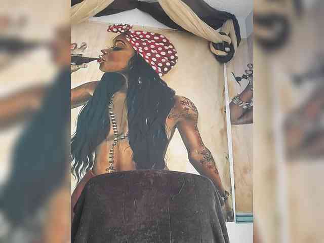 QueenAnitaDix
