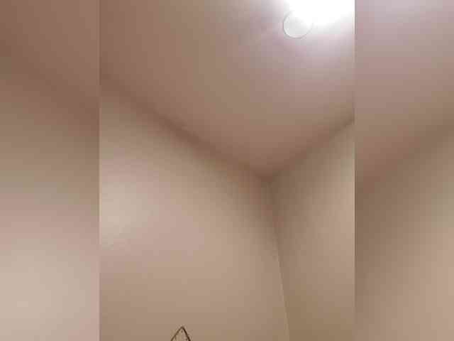 QueenAnitaDix webcam