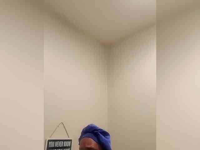 QueenAnitaDix webcam