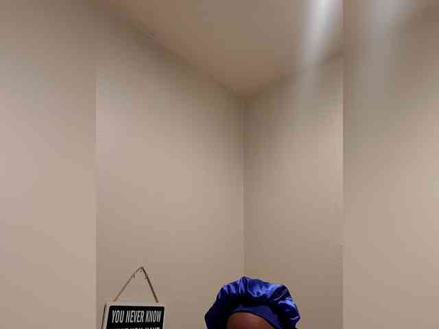 QueenAnitaDix webcam