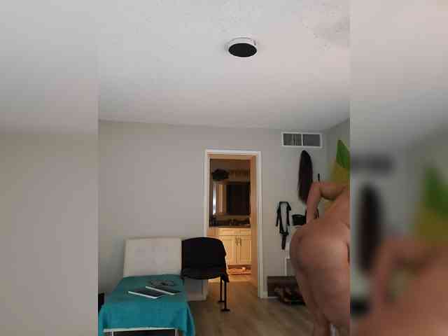 QueenAnitaDix webcam